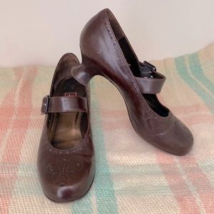 Peter Fox Brown Leather Mary Jane Spectator Heels 7.5
